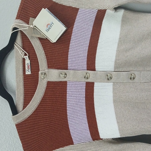 Nwt Faherty Mikki Henley T-shirt In Oat Throwback Stripe Size Small - Picture 3 of 8